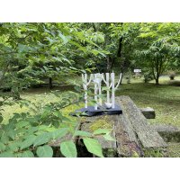 白磁「囀りに誘われ、、、」