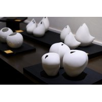 白磁作品展示ーーギャラリー白樺